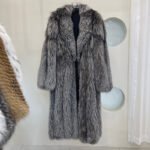 Elegant Women Fox Fur Coat Thick Fox Fur Women Coats with Fox Fur Collar and Sleeves - Image 5